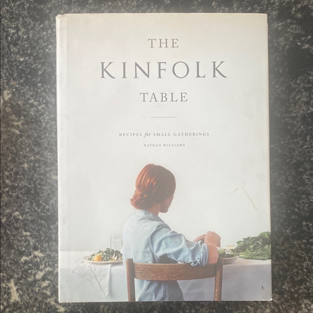 The Kinfolk Table: Recipes for Small Gatherings - White Cover